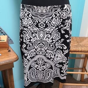 Black and White Patterned Skirt